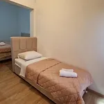 Vinko, Affittacamere